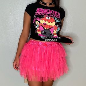 Hot pink tutu w/ bow
